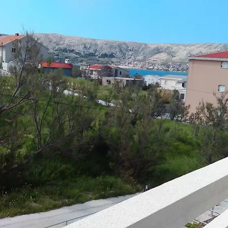 Appartement For Families With Children Pag - 12301