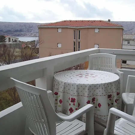 Appartement For Families With Children Pag - 12301 Pag Town